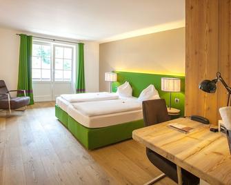 Hotel Gasthof zur Post - Sankt Gilgen - Bedroom