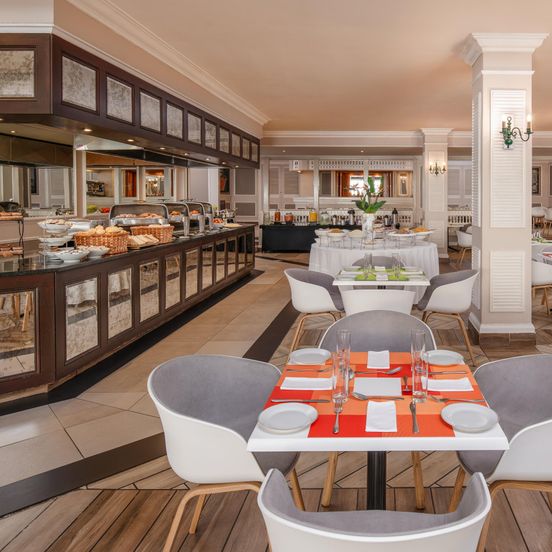 Buffet view of Holiday Inn Johannesburg Sunnyside Park