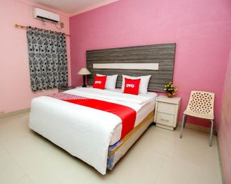 OYO 2197 Pulau Laut Guest House - Banjarmasin - Camera da letto