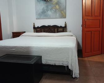Hotel Posada San Agustin - ปาทซ์คูเอโร - ห้องนอน