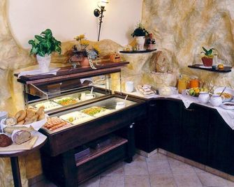 Hotel Garni Thermenoase - Bad Blumau - Buffet