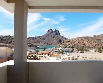 Casa Maria Boutique Hotel - San Carlos - Balkon