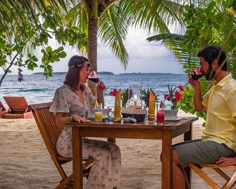 Lvis Blancura Hotel - Dharavandhoo