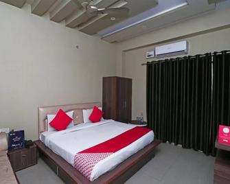 Hotel O Elibrista - Meerut - Bedroom