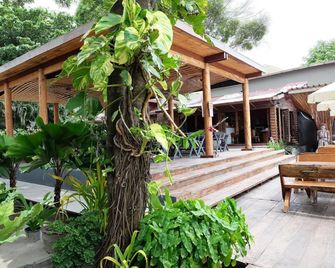 Tonsak Resort - Koh Samet