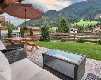 Lovely Lodge with Sunday arrival and departure - Wald Im Pinzgau - Hol