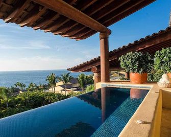 Splendid 5-bedroom ocean-view villa at The Four Seasons Punta Mita - Punta de Mita - Pool