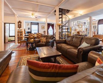 Marc`s Museum at Lak · Marc`s Museum at Lake Barkley - Kuttawa - Lounge
