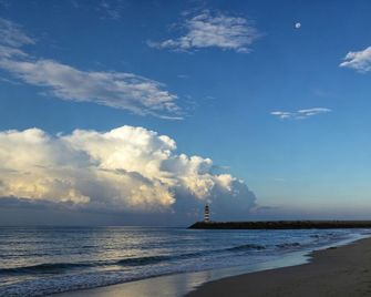 Lavande Hotel (Wanning High-Speed Railway Station Branch) - Wanning - Beach