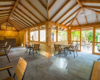 Lhohi Inn Boutique Hotel - Manadhoo - Restaurace