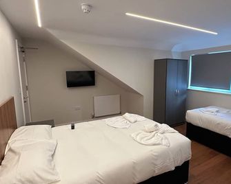 Buckingham Annexe - High Wycombe
