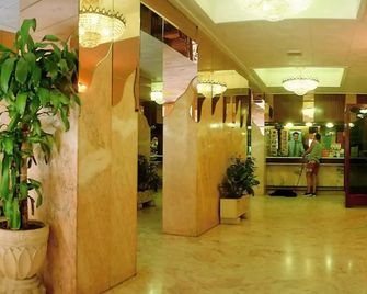 Hotel Continental - קאללה - לובי