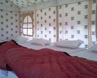Global Kumbh Village - Hostel - Prayagraj - Bedroom