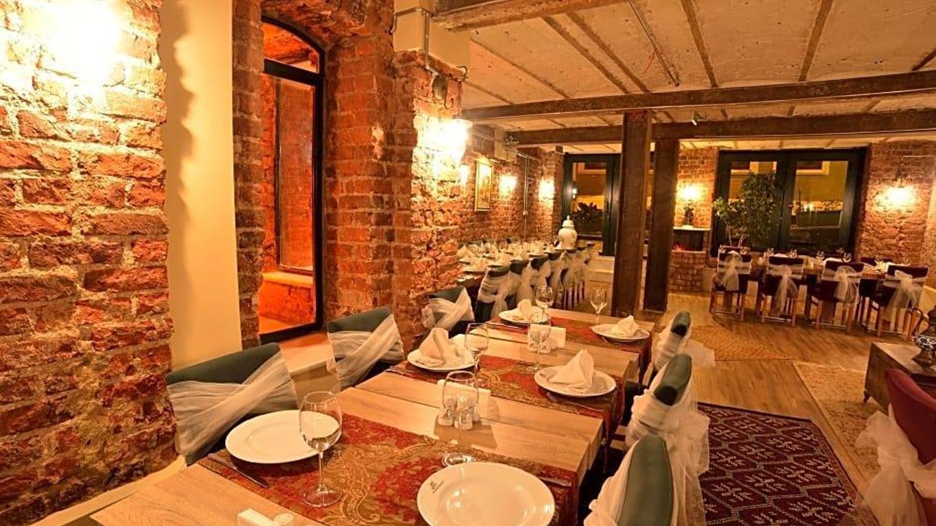 By Murat Crown Hotels - Asmalımescit