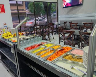 Hotel Roma Guadalajara - גוואדאלחארה - בופה