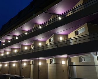 Eh!toi Self Motel - Étoy - Edificio