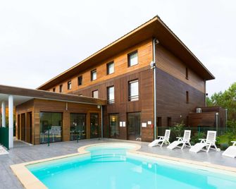 All Suites Hotel Le Teich - Le Teich - Pool