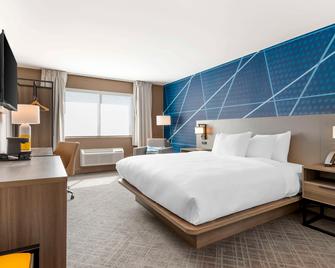 Comfort Inn - Kendallville - Bedroom