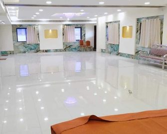 The City Park Hotel - Hyderabad - Hành lang