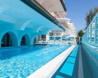 Hotel Negresco - Milano Marittima - Pool