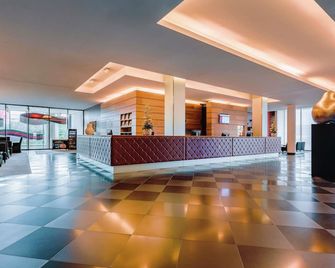 Mövenpick Hotel Stuttgart Airport - Stuttgart - Hall d’entrée