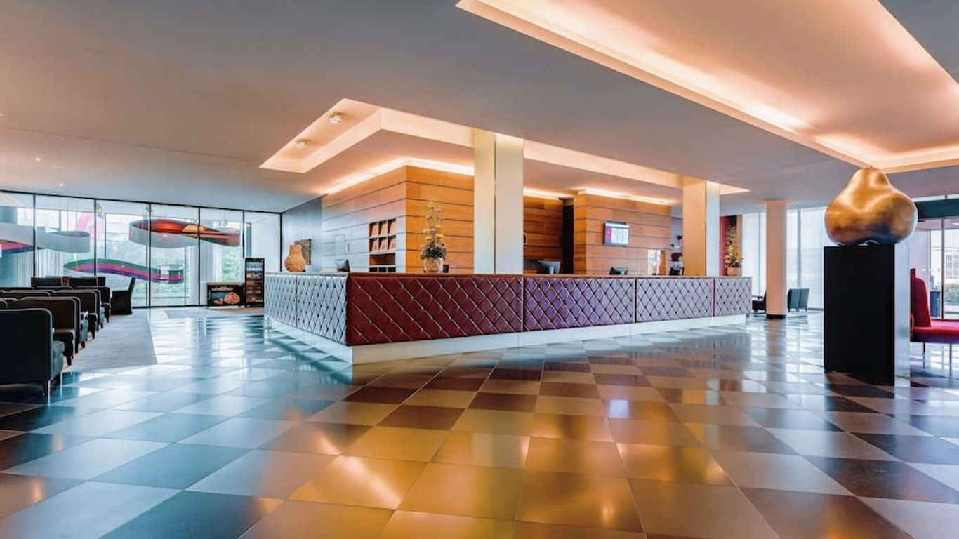 Mövenpick Hotel Stuttgart Airport
