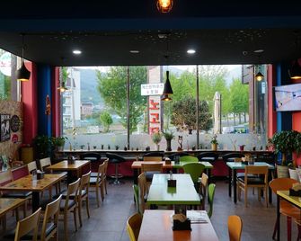 Nogodan Guesthouse and Hotel - Gurye - Restaurante