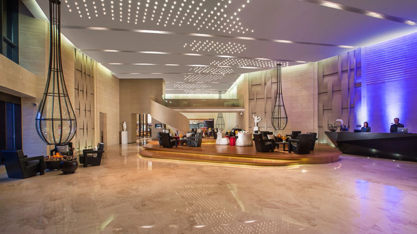 Himalayas Qingdao Hotel