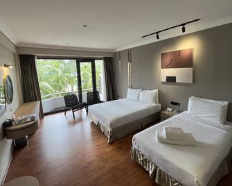 Tunamaya Beach & Spa Resort- Desaru - Bandar Penawar - Bedroom