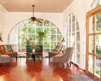 Angeli Gardens Boutique Hotel - San Pedro Sula - Stue