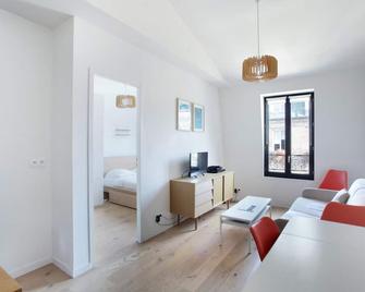 Residence Boulogne Centre le passage by Studio prestige - Boulogne-Billancourt - Phòng khách