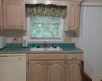 The Southwest Place 2203 - Ozark