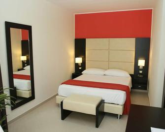 Rama Palace Hotel - Casalnuovo di Napoli - Schlafzimmer