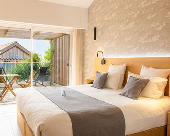 Hôtel L'Albatros - Saint-Trojan-les-Bains - Ložnice