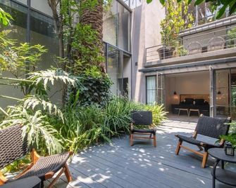 Hotel Livin Condesa - Ciudad de México - Patio