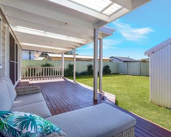 198 Escape - 200m To Waterfront - Ettalong beach - Patio