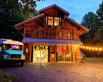The Arete Hotel - Summersville