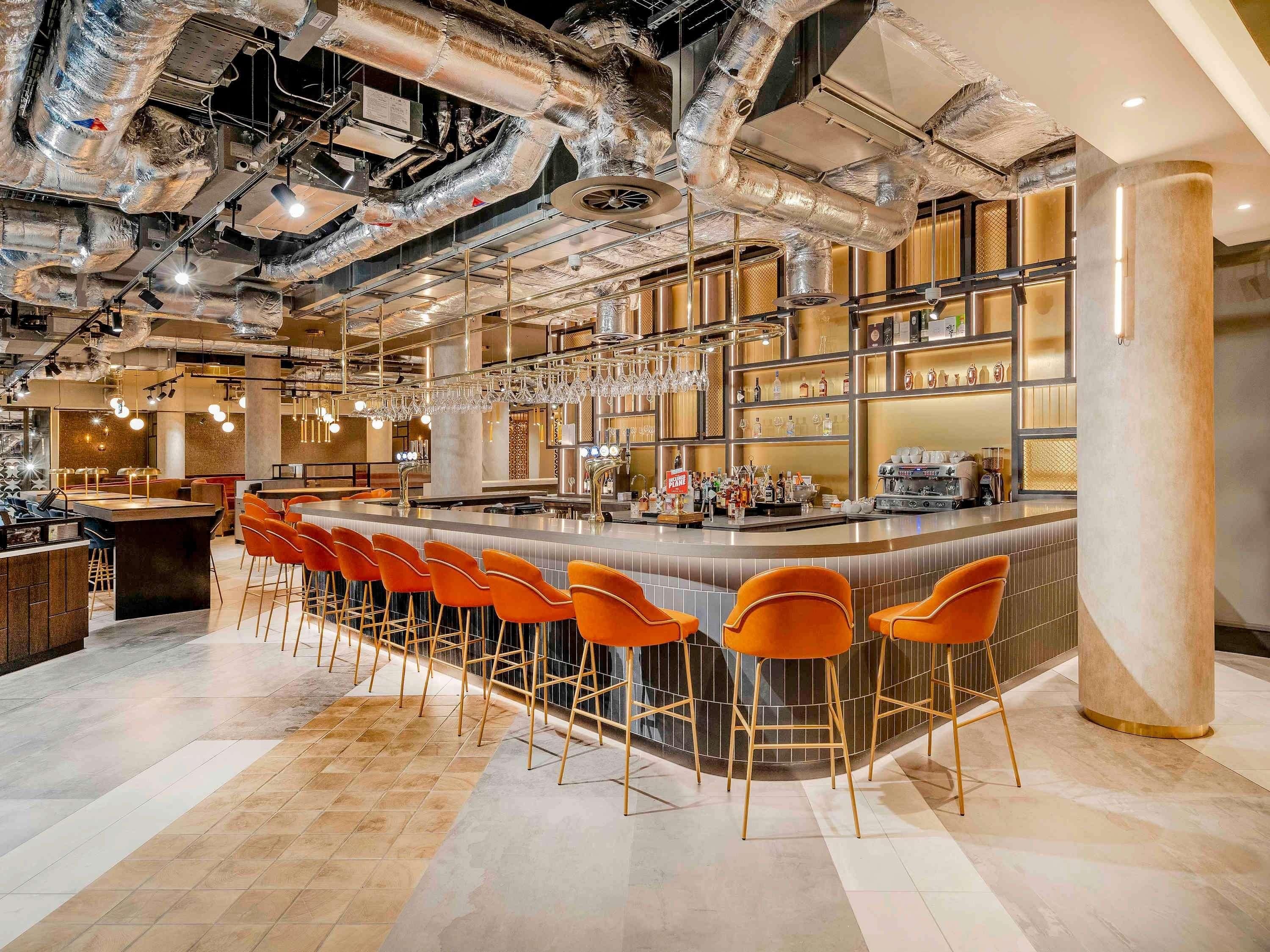 نوفوتل ليسيستر - لستر - بار