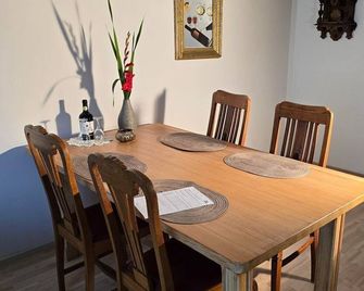 Ferienwohnung Grainbichl - Ferienwohnung - Murnau - Dining room