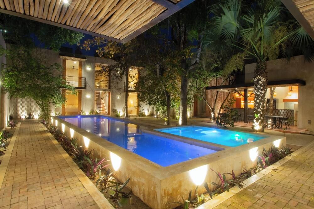 Hotel Boutique Alma Peregrina - ויאדוליד - בריכה