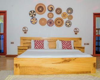 Shose Farmhouse Chalets & Campsite - Moshi - Bedroom