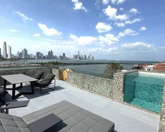 Amazinn Places Penthouse Deluxe, Skyline And Private Rooftop - Panama City - Balcony