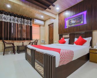 OYO 7065 Hotel Surya Palace - Margao - Ložnice