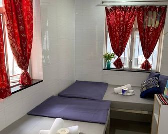Unique Hostel - Hong Kong - Bedroom