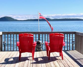 5 Stars! Cottage On Superior - Between Grand Marais, Minnesota & Thunder Bay, On - Thunder Bay - Balcony