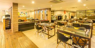 Pen Ta Hug Hotel - Ubon Ratchathani - Restaurant