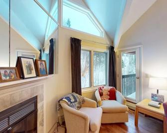 Pico Village Resort - Getaway - Killington - Wohnzimmer