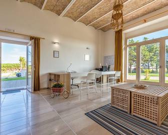 Agriturismo Masseria Cannella - Lesina - Lobby