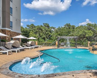 Hampton Inn & Suites Boerne - Boerne - Pool