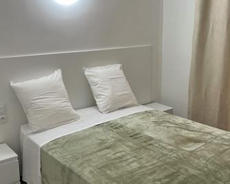 Hôtel Relax - Marsella - Habitación